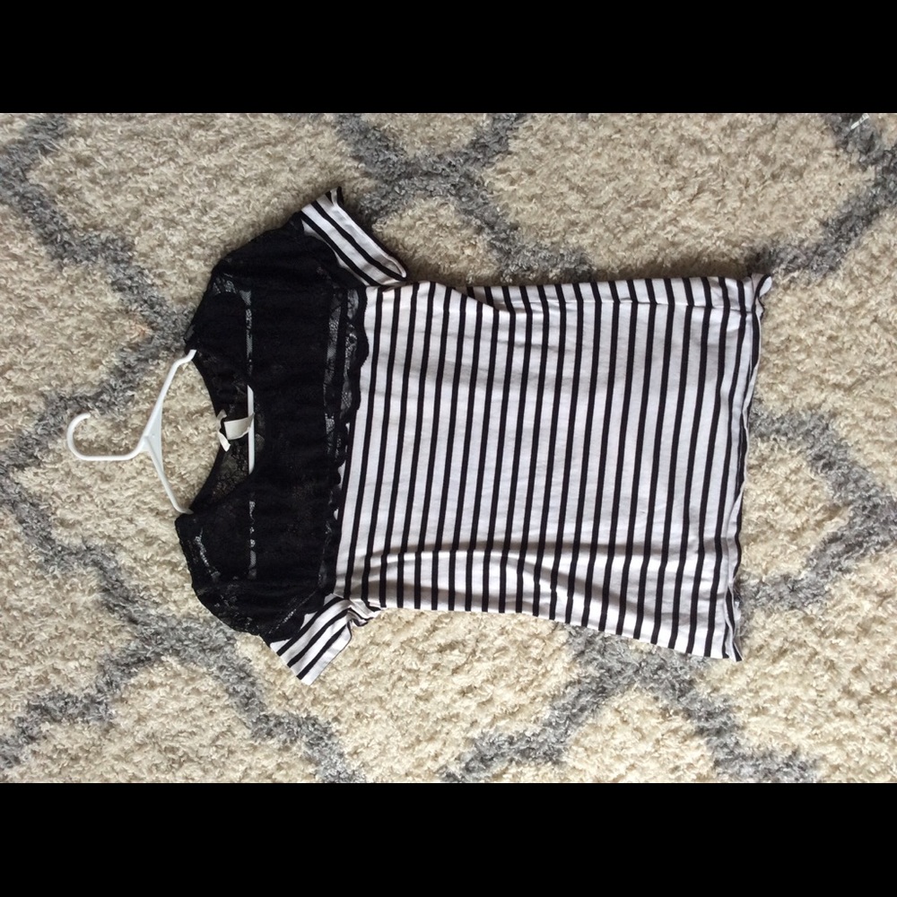 H & M stripped/ lace Shirt size large
